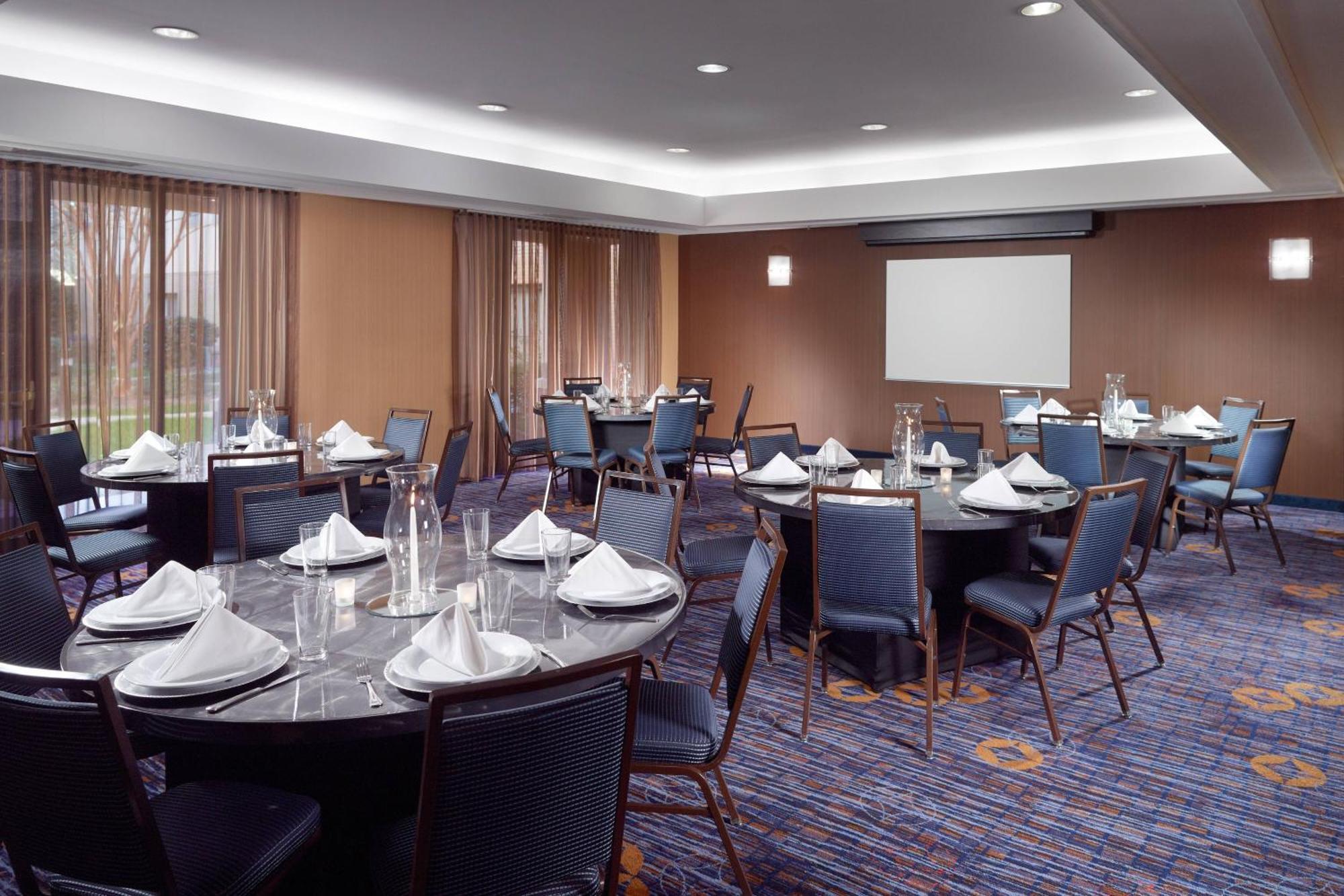คอร์ตยาร์ด แอตแลนตา อัลฟาเรตตา Hotel อัลฟาเรททา ภายนอก รูปภาพ