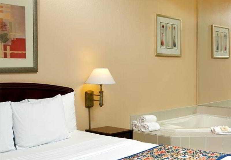 คอร์ตยาร์ด แอตแลนตา อัลฟาเรตตา Hotel อัลฟาเรททา ห้อง รูปภาพ